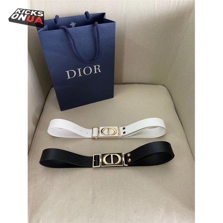 Dior CD 30 Montaigne belt