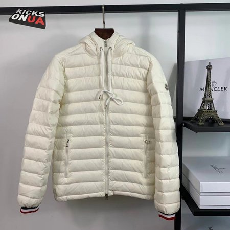 Moncler 2020 Down Jacket MC330053